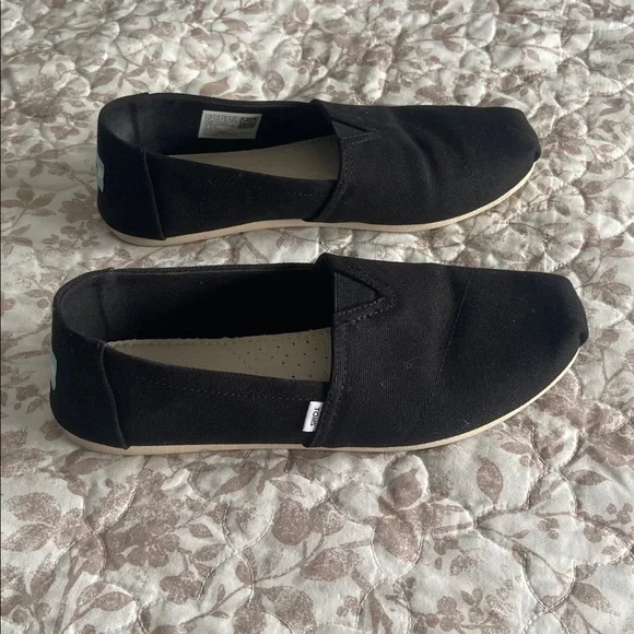 TOMS Black Canvas Slip-Ons - Picture 4 of 9